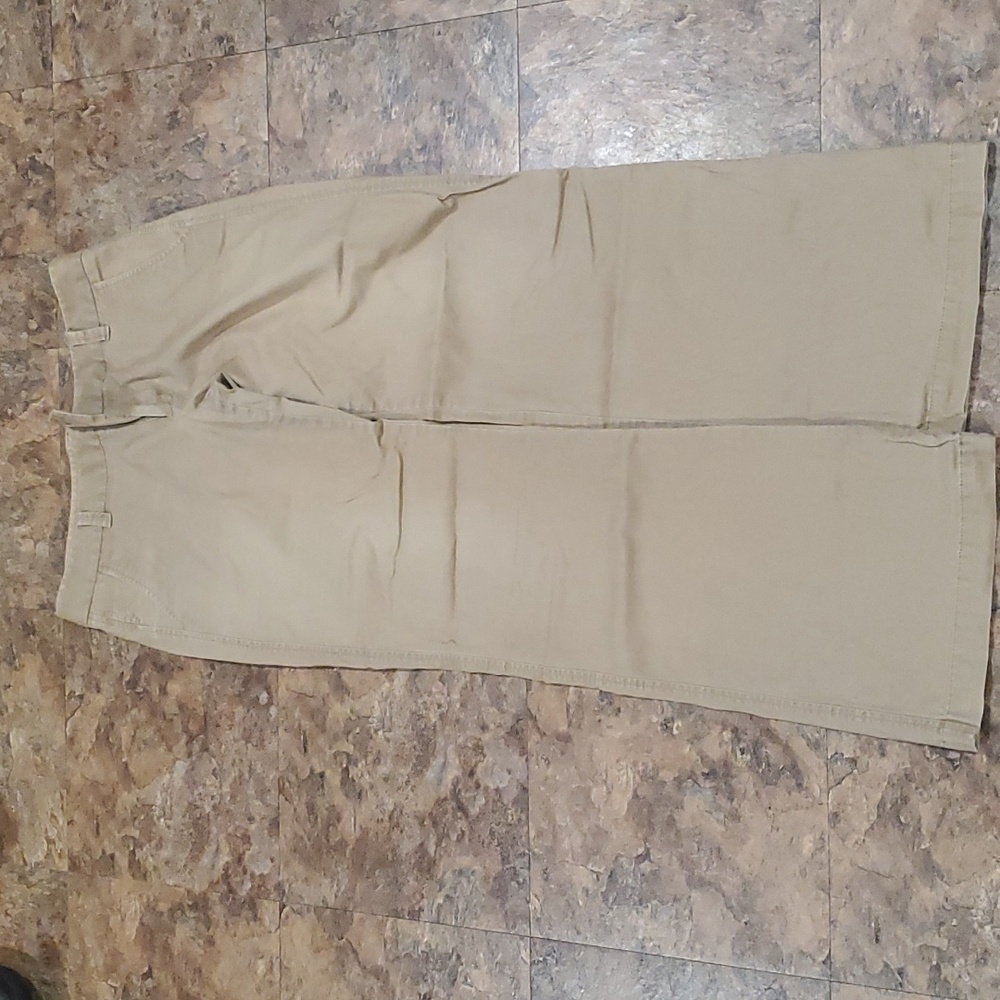 Womans, size 8L, Gap "the trouser" khakis
